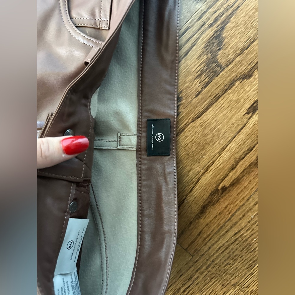 AG Adriano Goldschmied Alexxis Vegan Leather Straight Pants Chestnut Brown NWOT - Picture 7 of 8